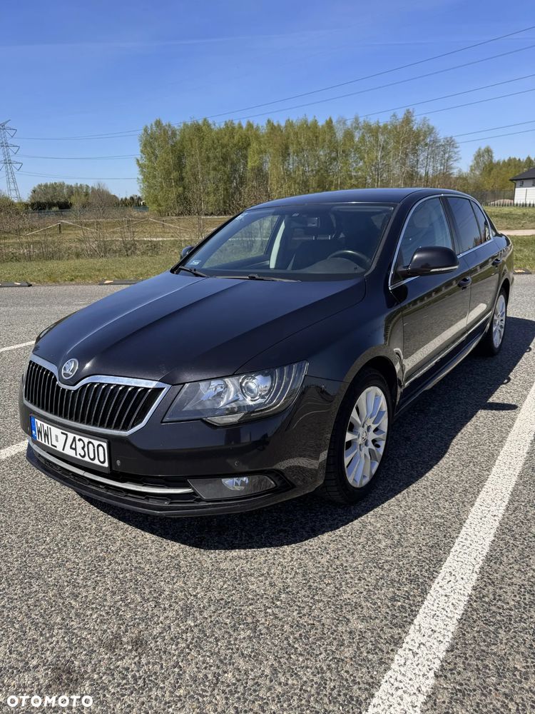 Skoda Superb 2.0 TDI Ambition DSG - 4