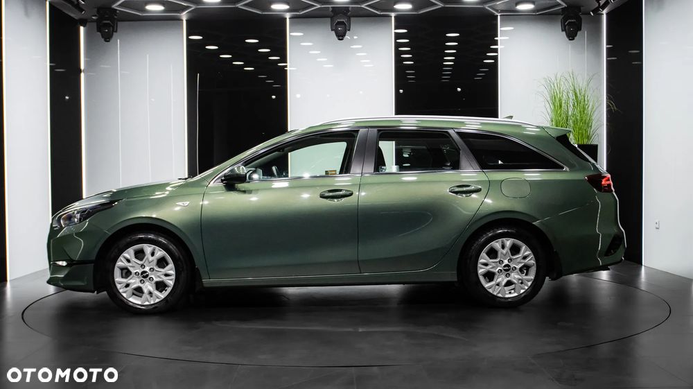 Kia Ceed 1.5 T-GDI M DCT - 4