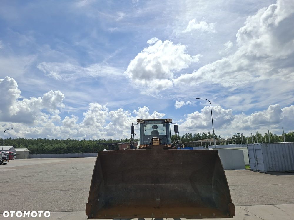 Liebherr L580 - 8