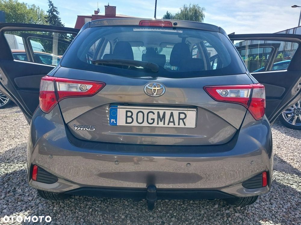 Toyota Yaris 1.5 Premium - 12