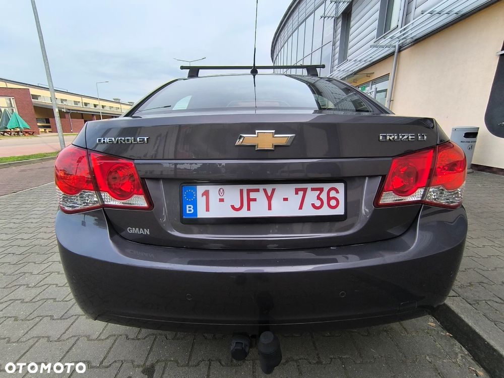 Chevrolet Cruze 1.8 LS - 12