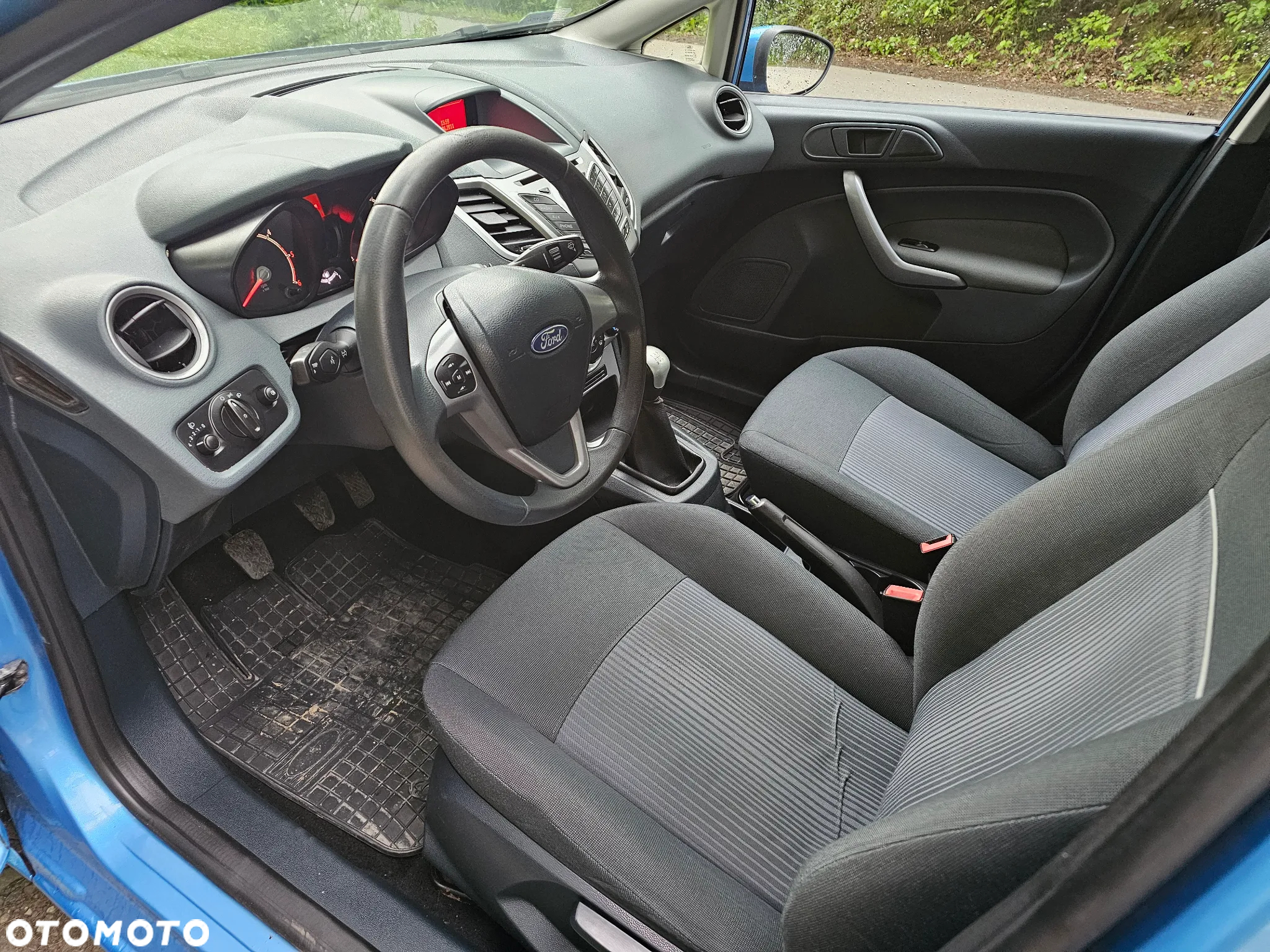 Ford Fiesta 1.4 TDCi Ambiente - 7