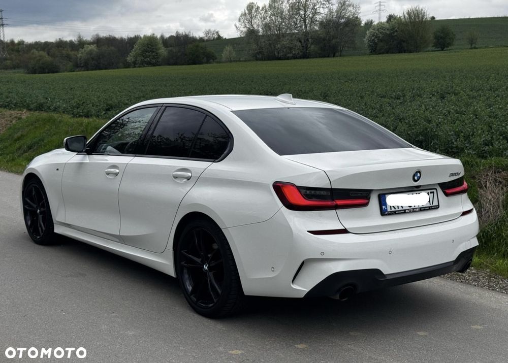 BMW Seria 3 320d M Sport - 5