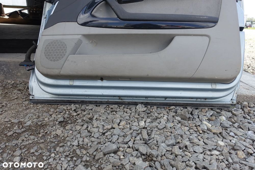 DRZWI PRAWY PRZÓD AUDI A3 8P 3D LY7R - 6