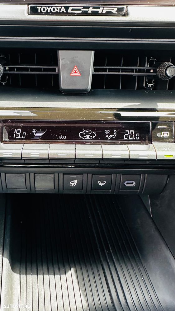 Toyota C-HR 2.0 HSD 184 CP 4x2 CVT Style - 11