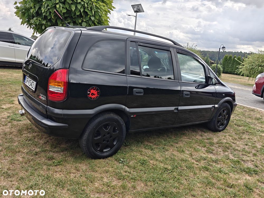 Opel Zafira - 3