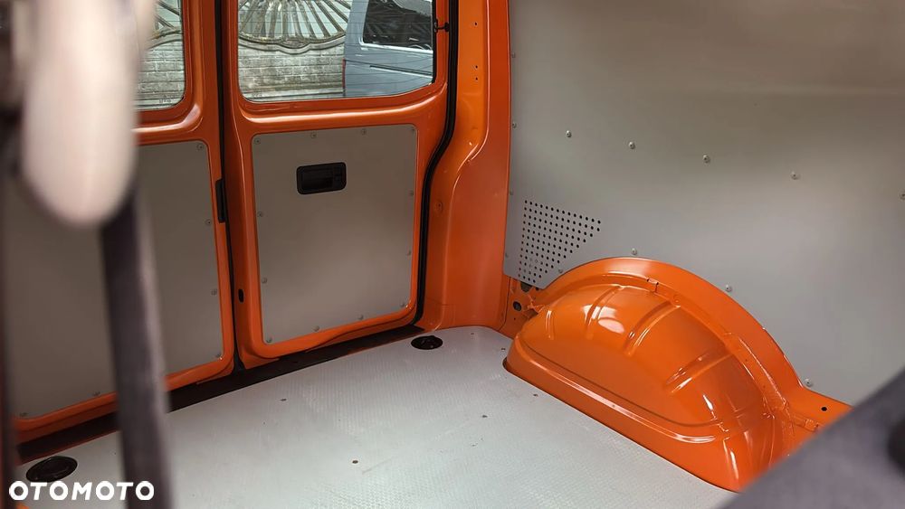 Volkswagen Transporter - 26