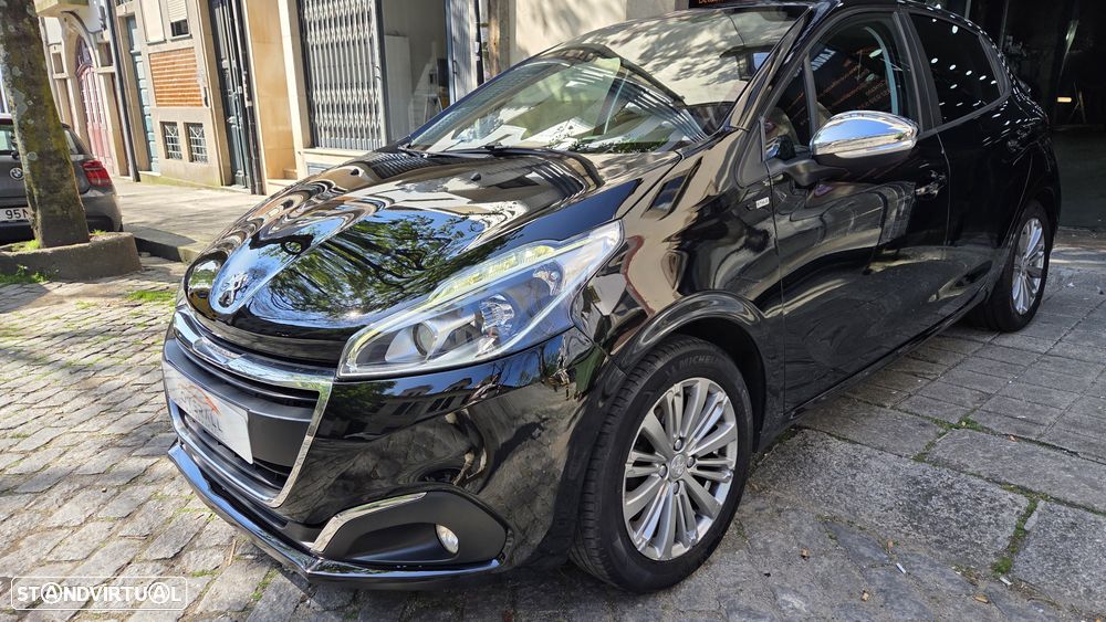 Peugeot 208 1.2 PureTech Style - 4