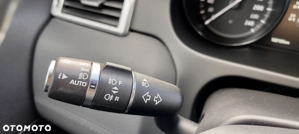 Land Rover Discovery Sport 2.0 eD4 SE - 16