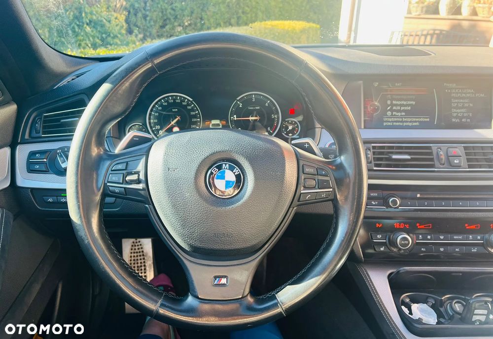 BMW Seria 5 525d xDrive - 7