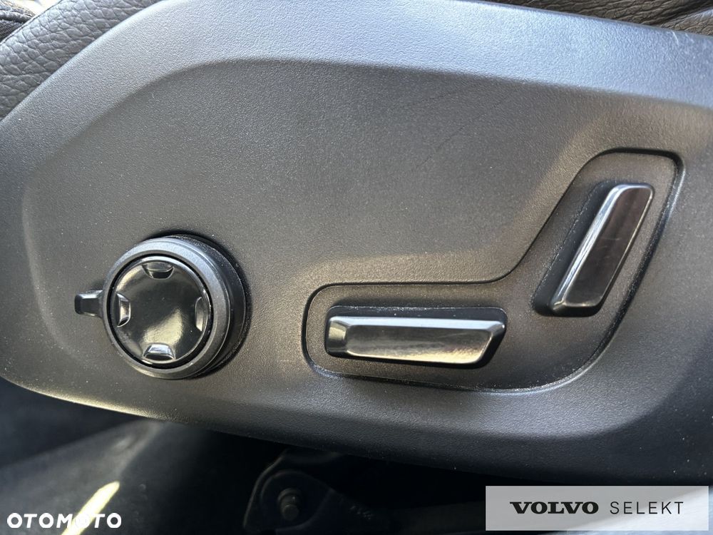 Volvo V90 Cross Country - 15