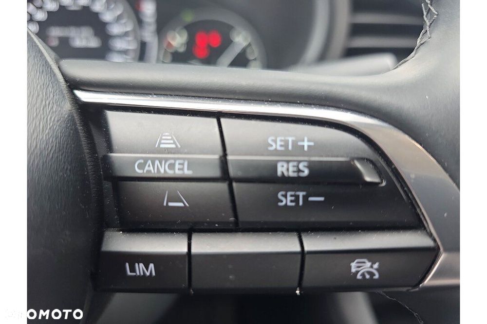 Mazda 3 2.0 mHEV Exclusive Line - 10