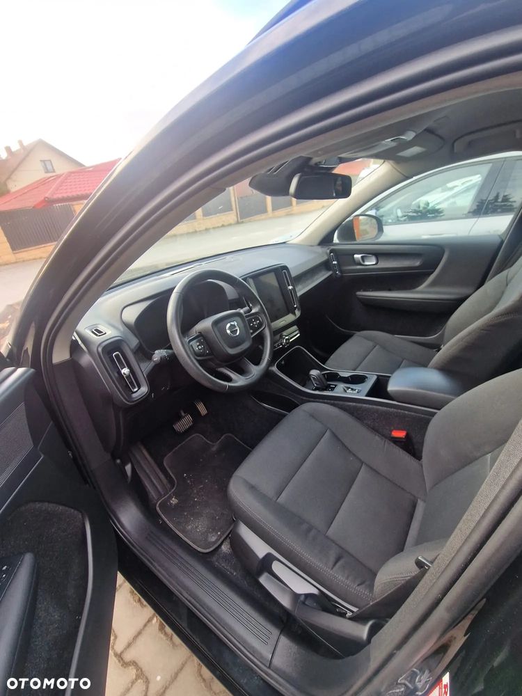 Volvo XC 40 D3 AWD Momentum Pro - 11