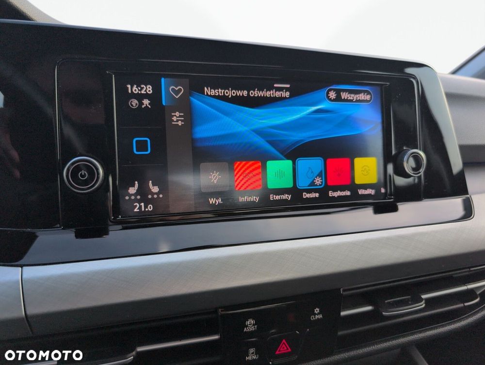 Volkswagen Golf 1.5 TSI EVO Life - 31