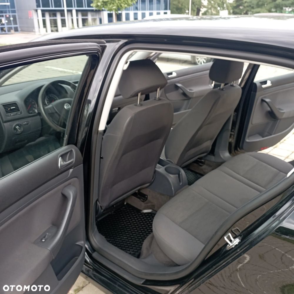 Volkswagen Golf V 1.4 Comfortline - 15