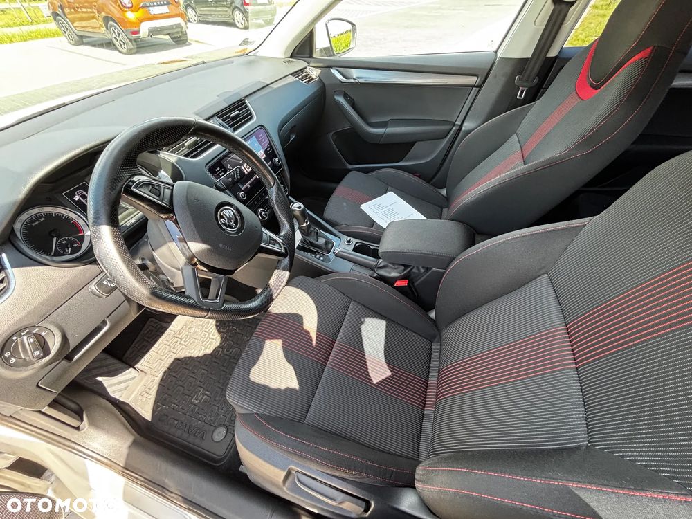Skoda Octavia 2.0 TDI Ambition DSG - 13
