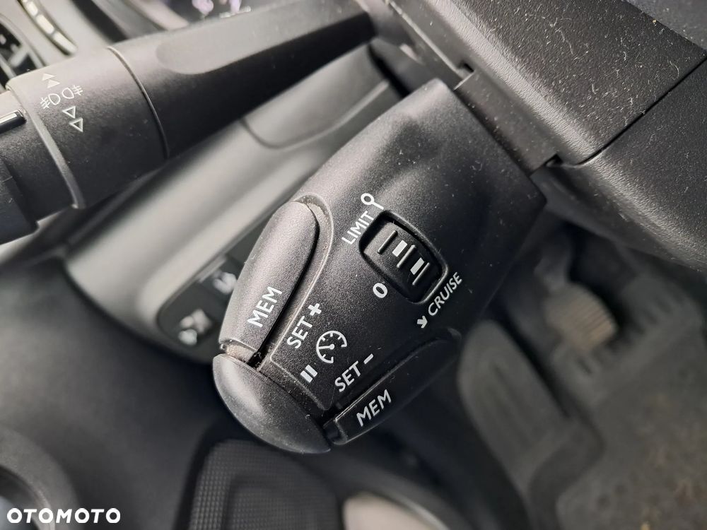 Citroën C3 1.2 PureTech GPF Live - 18