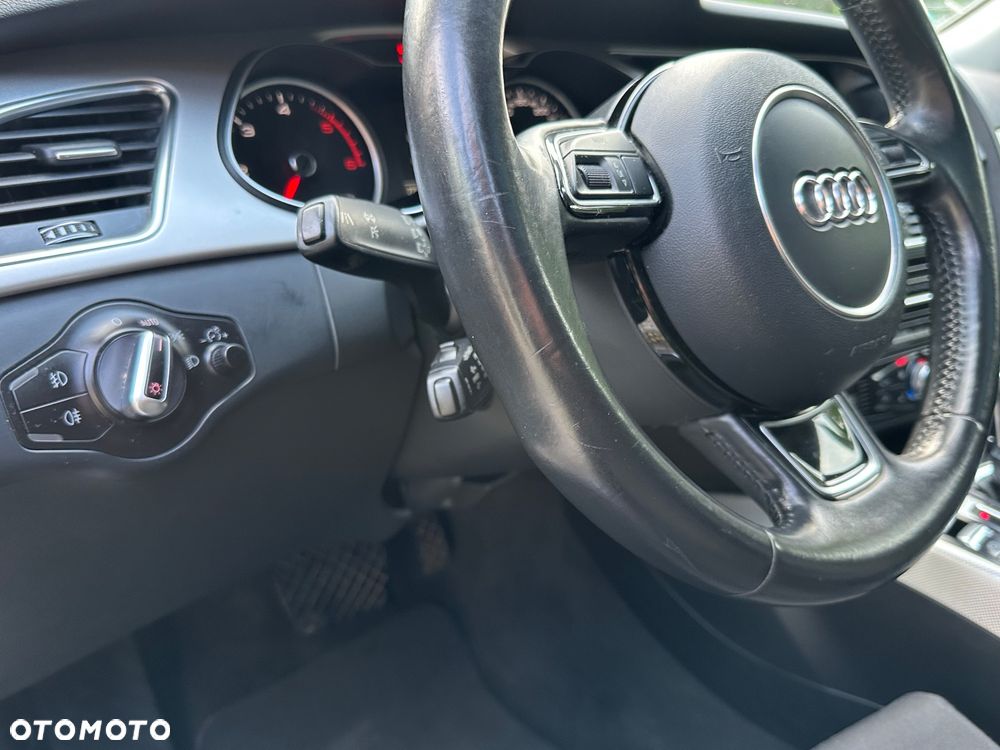 Audi A4 Avant 2.0 TDI DPF multitronic Attraction - 17