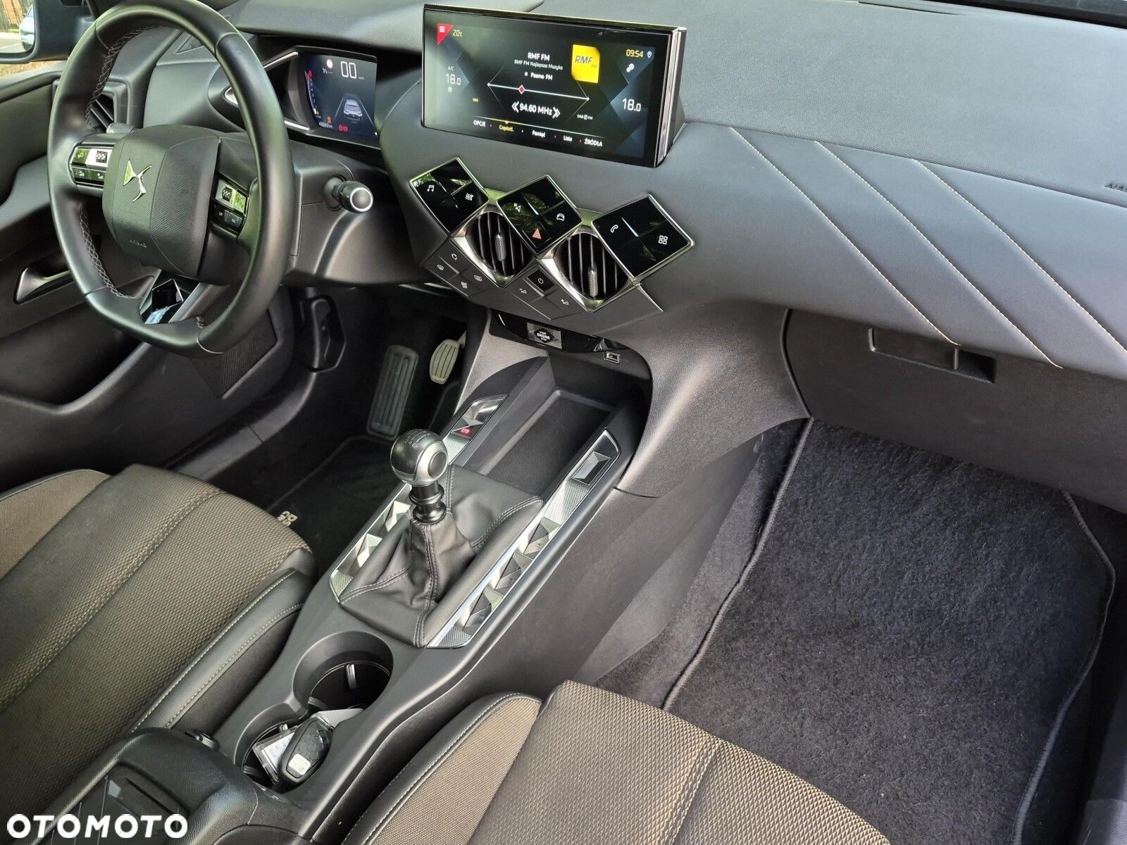 DS Automobiles DS 3 Crossback - 17