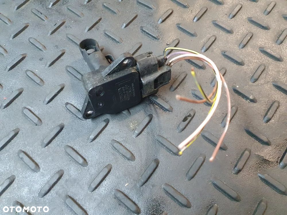 PRZEPŁYWOMIERZ TOYOTA YARIS I COROLLA VERSO AVENSIS II T25 22204-0J010 - 7