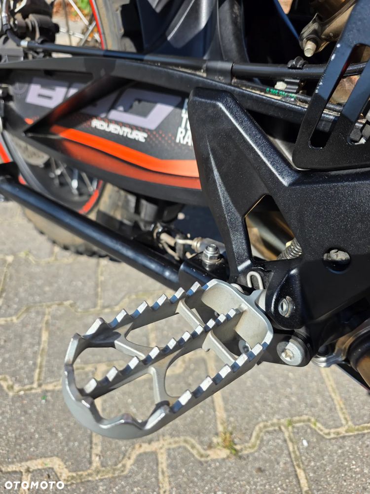 KTM Adventure 890 - 9