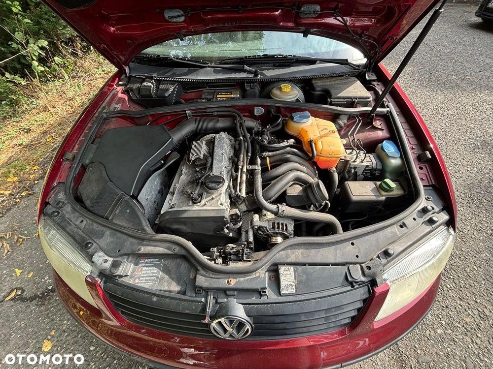 Volkswagen Passat 1.8 Comfortline - 6