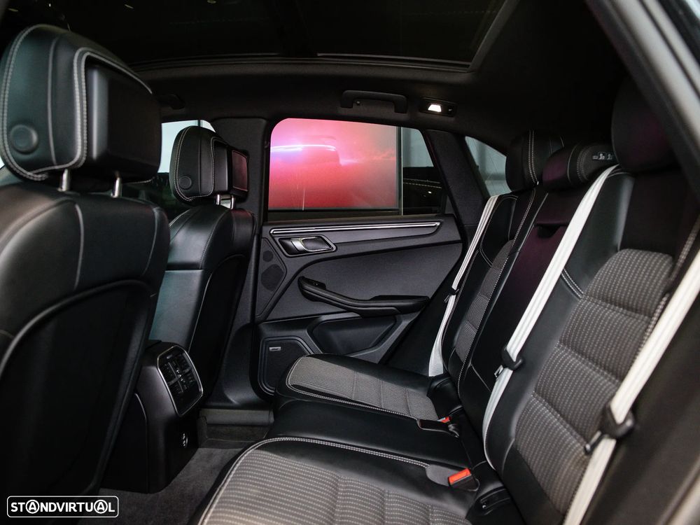 Porsche Macan T PDK - 32