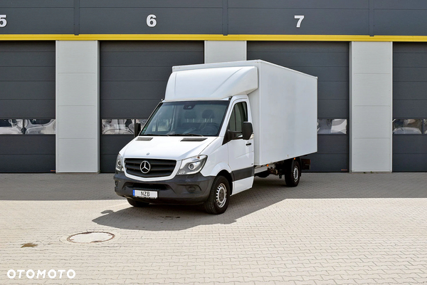 Mercedes-Benz Sprinter 319
