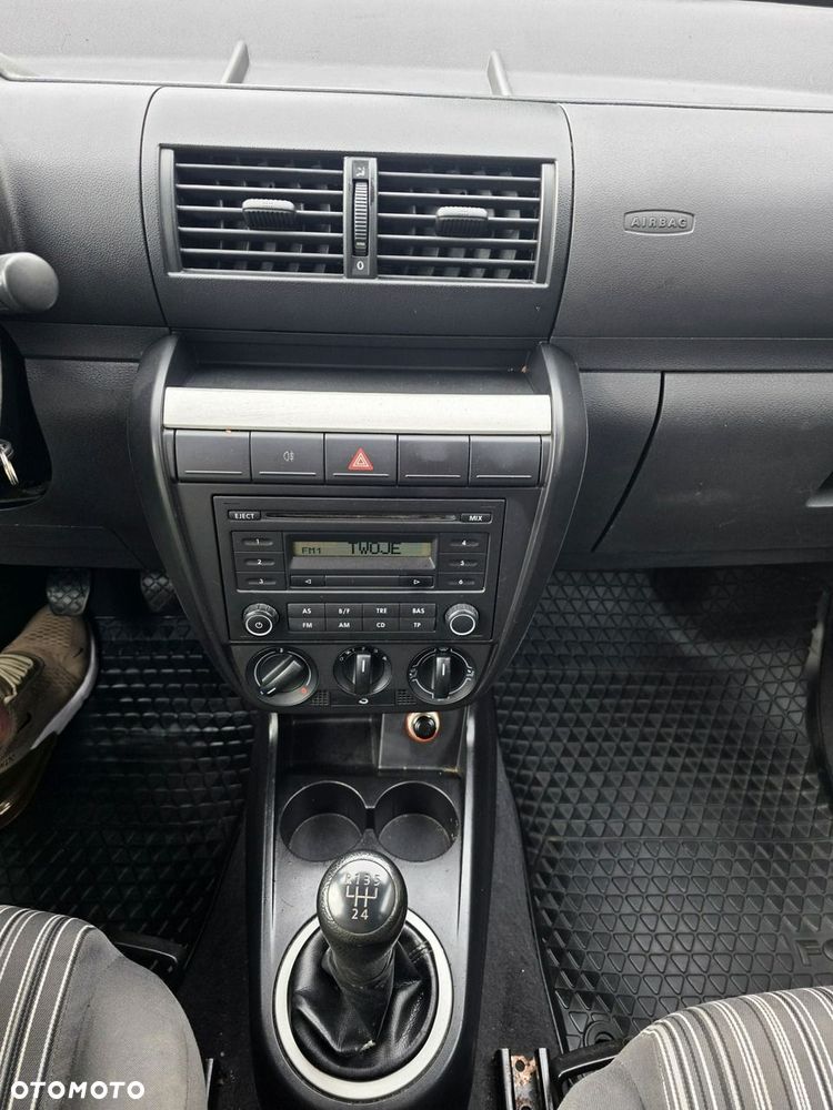 Volkswagen Fox - 19