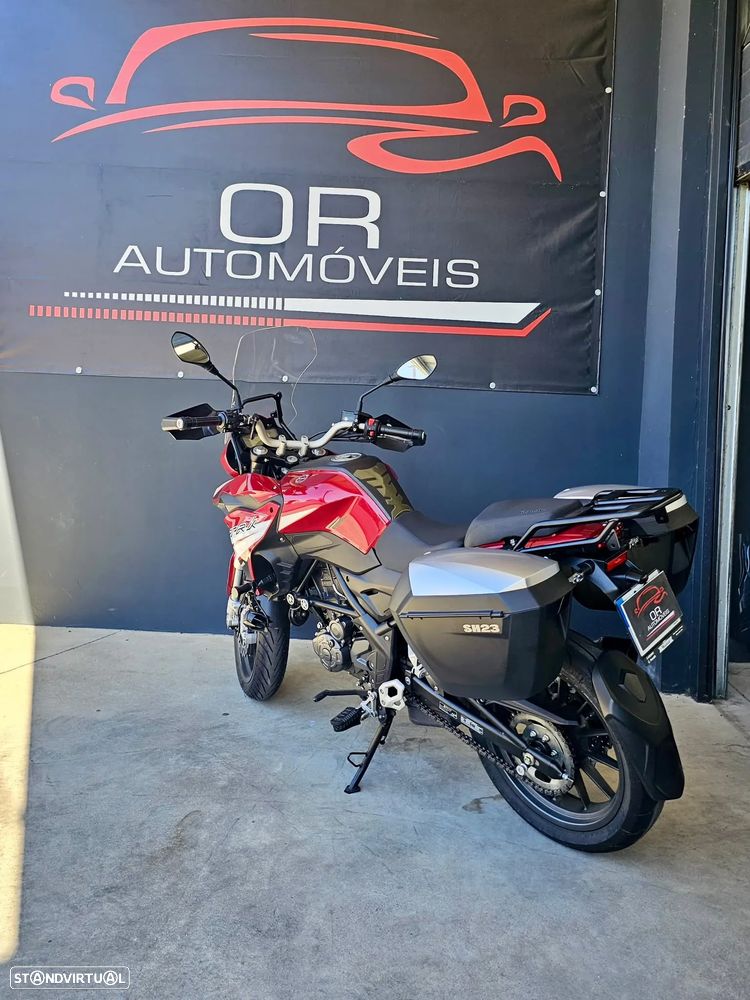 Benelli TRK 251 - 5