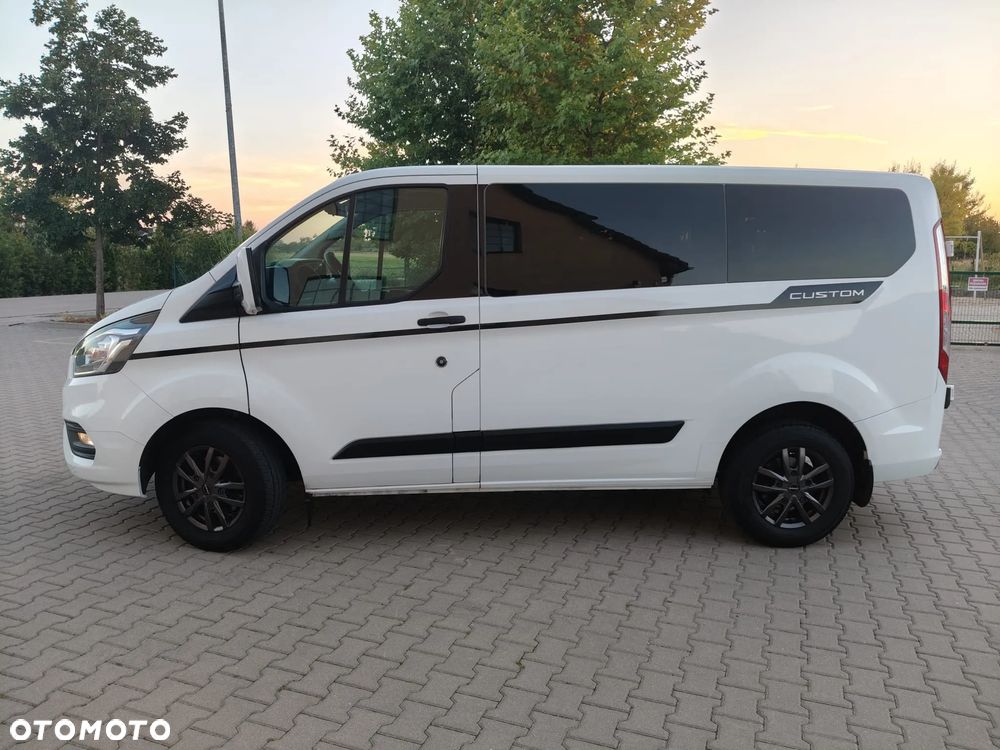 Ford Transit Custom - 8