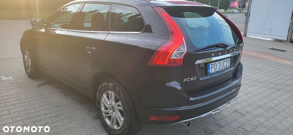 Volvo XC 60 D3 Drive-E Momentum - 6
