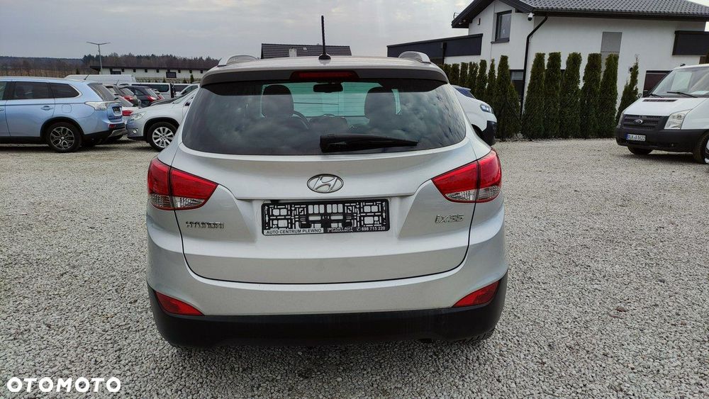Hyundai ix35 - 11