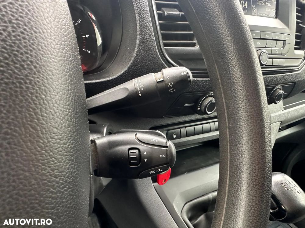 Toyota Proace 1.5 D-4D 120CP 8+1 L2H1 Base+ - 19