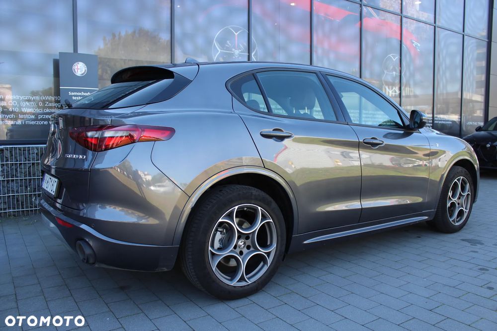 Alfa Romeo Stelvio 2.0 Turbo TI Q4 - 5