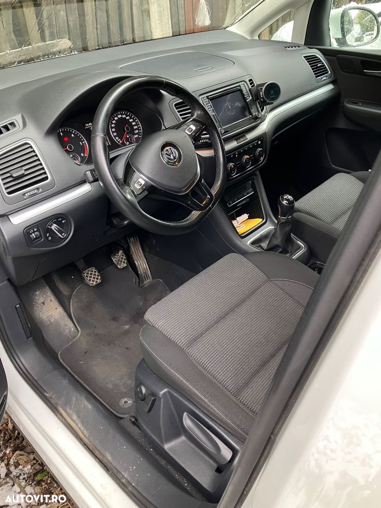 Volkswagen Sharan 2.0 TDI (BlueMotion Technology) Comfortline - 6