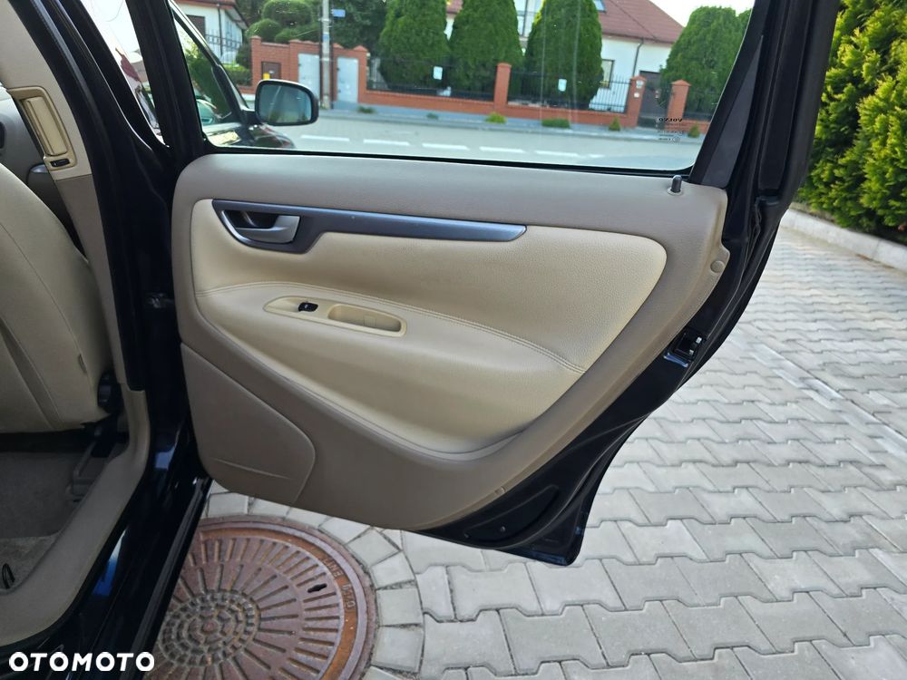 Volvo V70 - 23