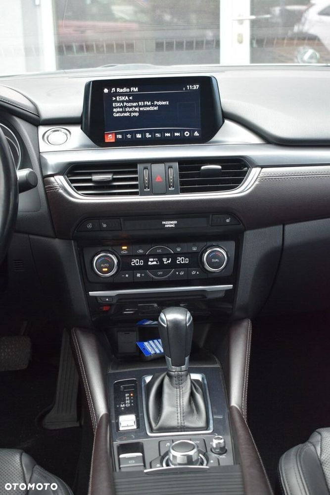 Mazda 6 - 12