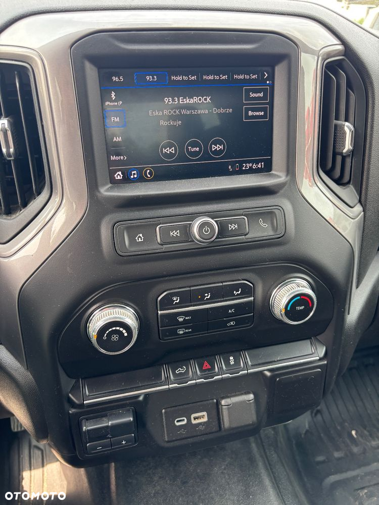 GMC Sierra - 11