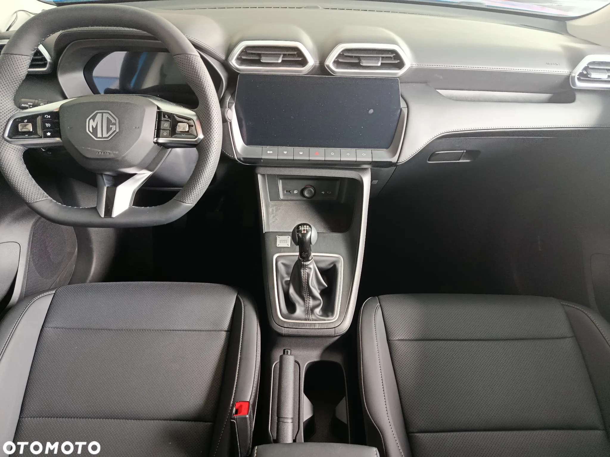MG ZS - 10
