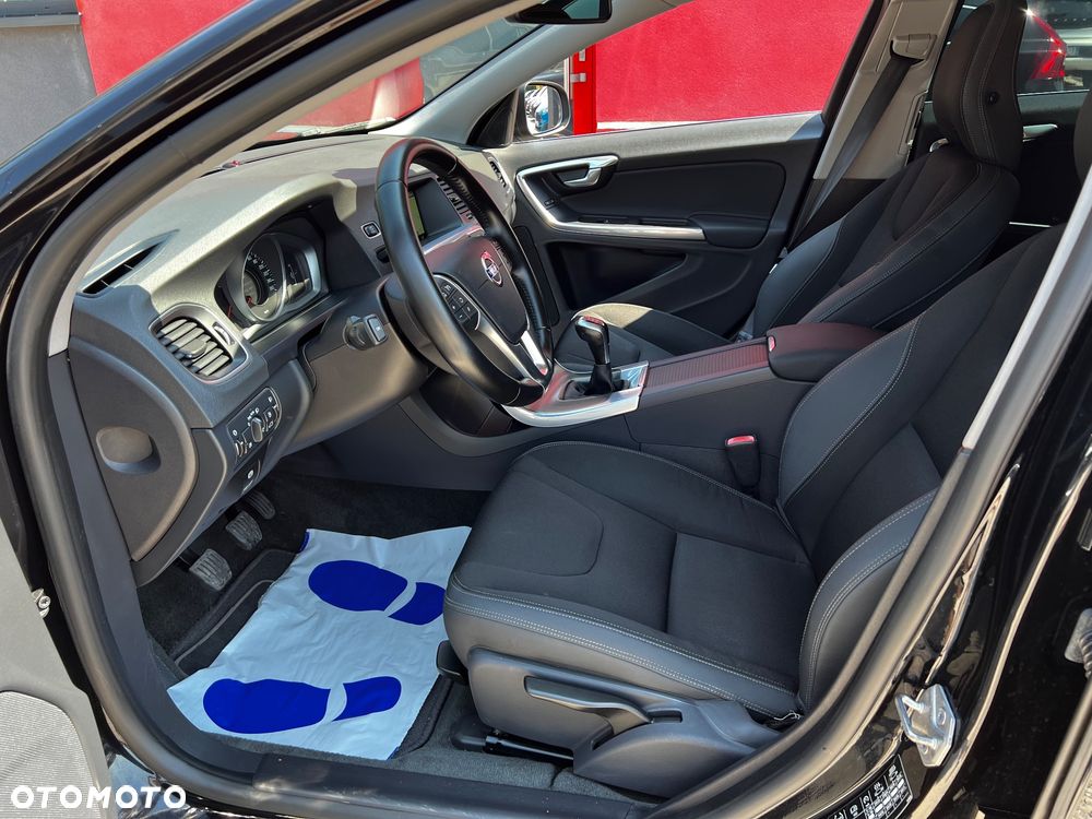 Volvo V60 D4 - 5