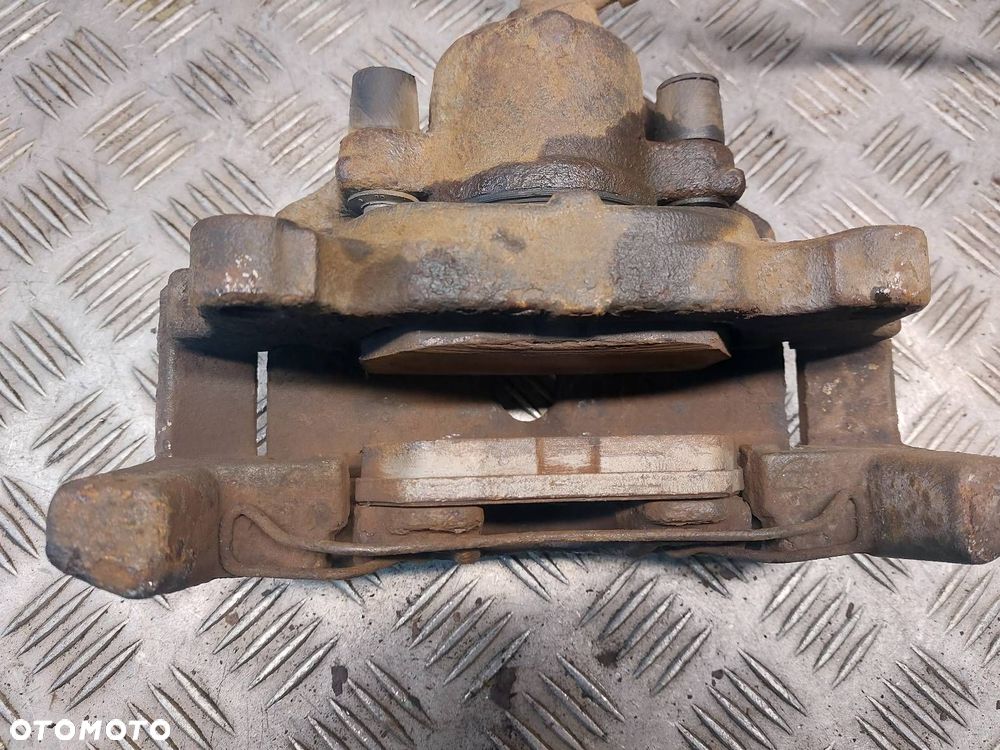 TARCZE HAMULCOWE PRZÓD + KLOCKI + ZACISKI VOLKSWAGEN TOURAN I 2.0 TDI - 8