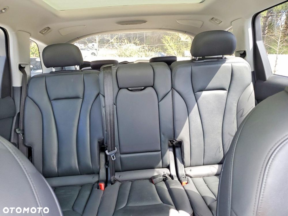 Audi Q7 - 9