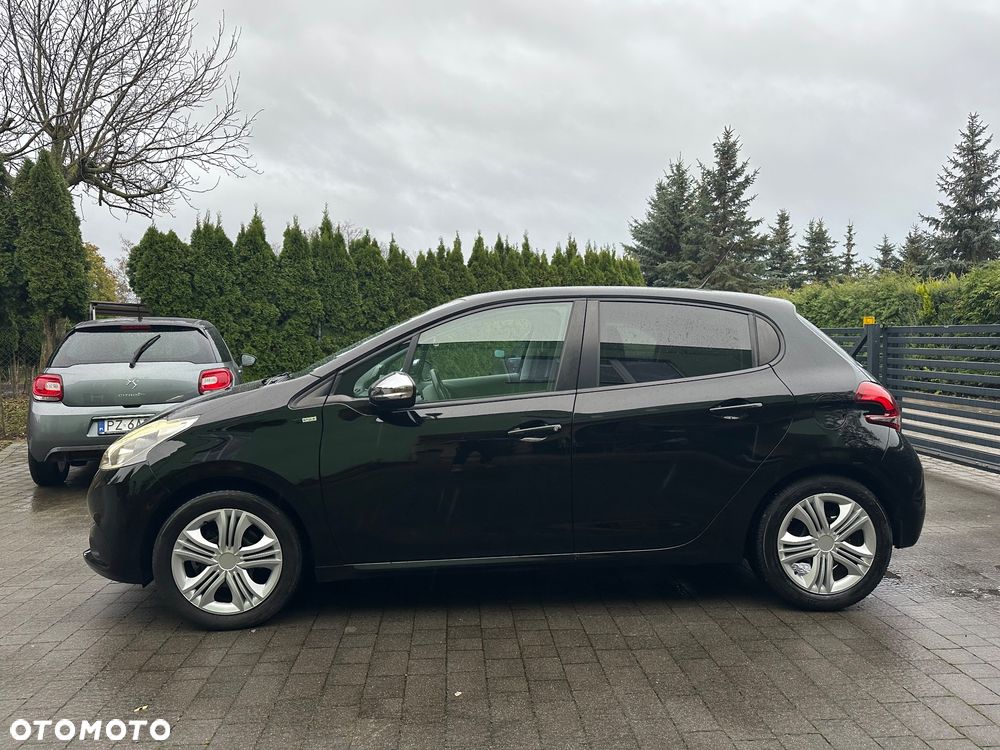 Peugeot 208 82 PureTech Style - 3