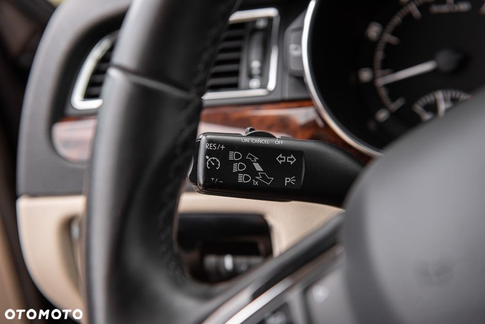 Skoda Superb 2.0 TSI DSG Exclusive - 21