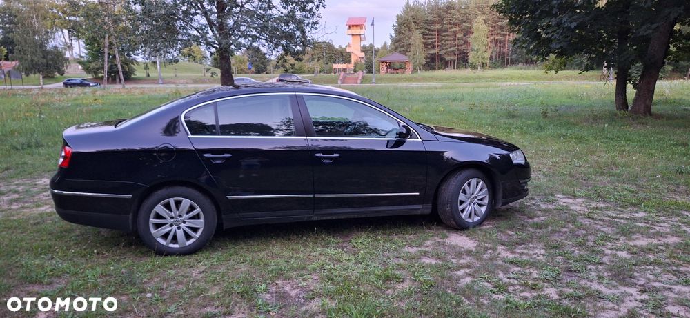 Volkswagen Passat 2.0 FSI Highline - 3