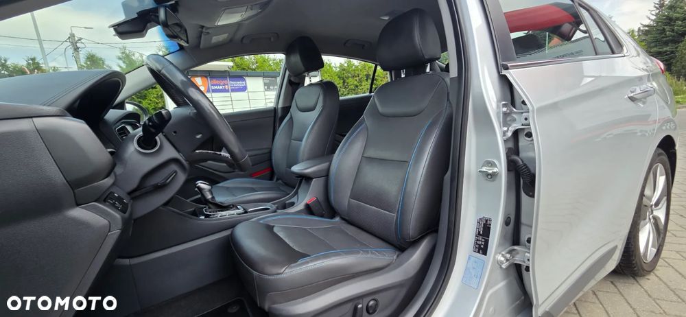 Hyundai IONIQ 1.6 GDI Premium - 33
