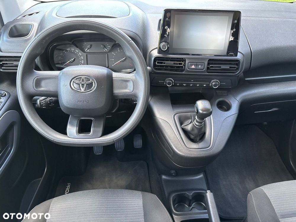 Toyota Proace City Verso 1.5 D-4D Business - 3