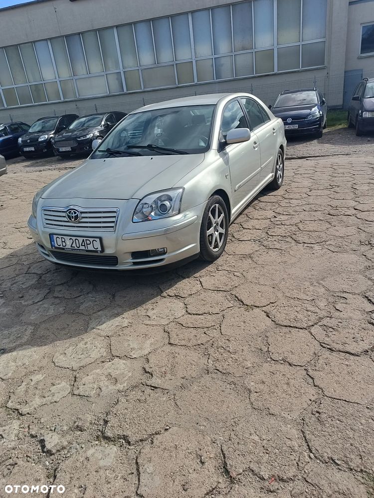 Toyota Avensis 2003 photo 4