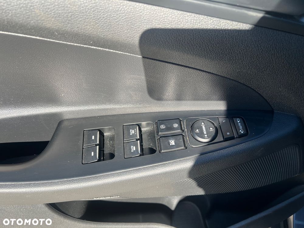 Hyundai Tucson 1.6 CRDi 48V-Hybrid 4WD DCT Trend - 28